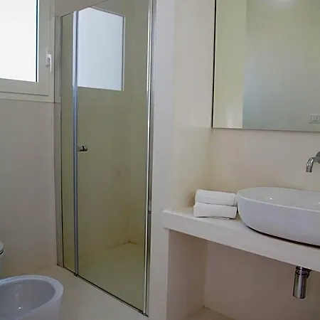 Dimora Ausentum Bed and Breakfast 3*