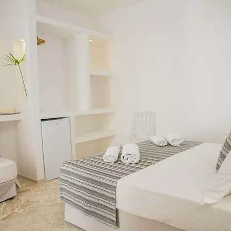 Bed and Breakfast Dimora Ausentum 3*