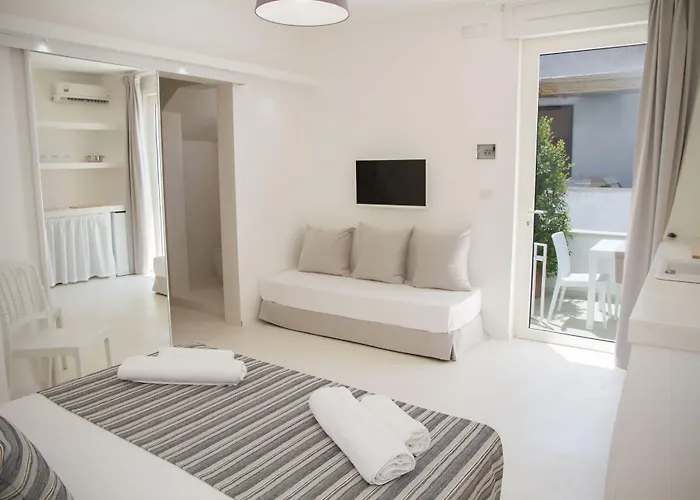 Dimora Ausentum Bed & Breakfast 4*